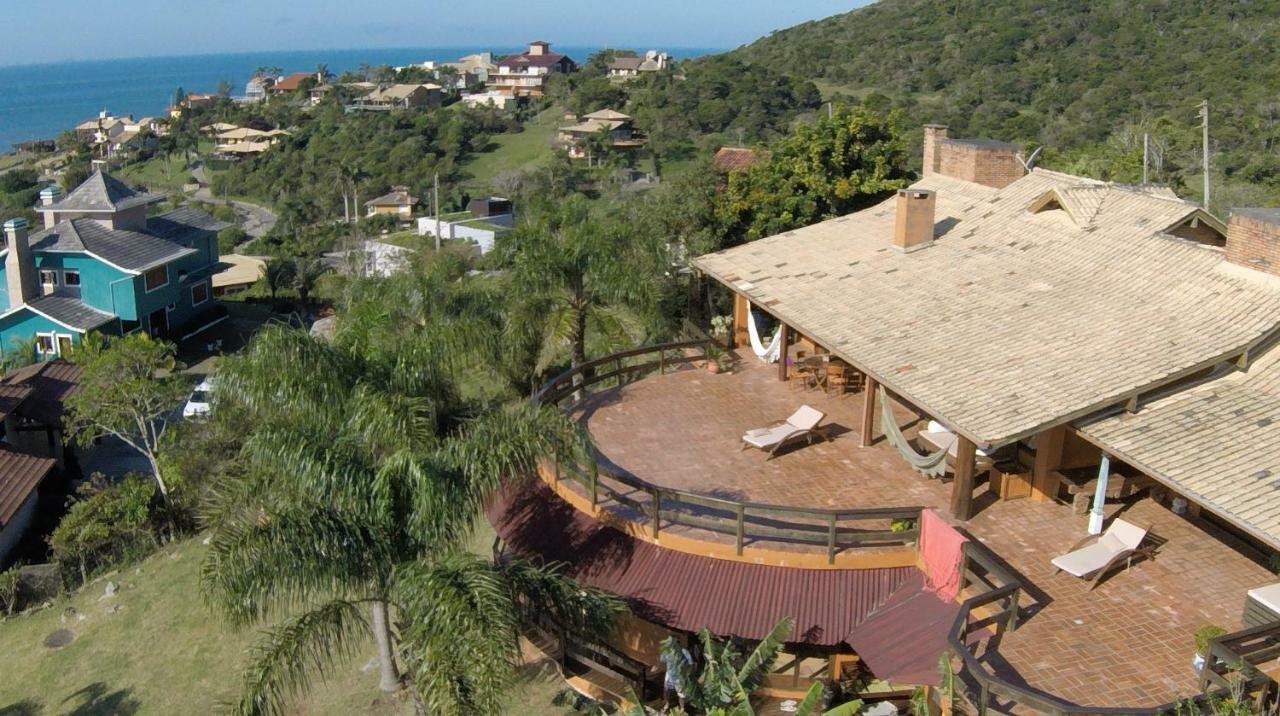 Luxury Suites Vila Indonésia Garopaba Exterior foto