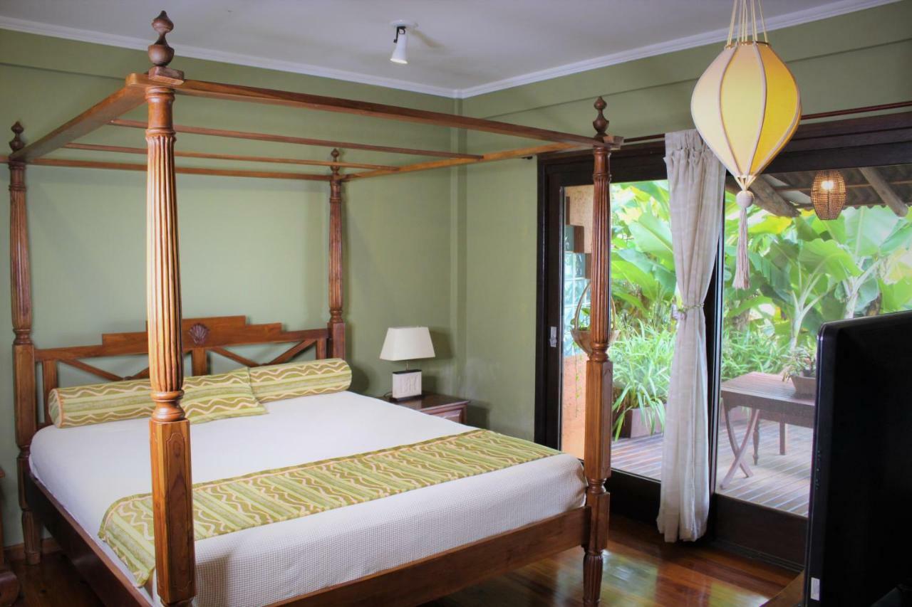 Luxury Suites Vila Indonésia Garopaba Exterior foto